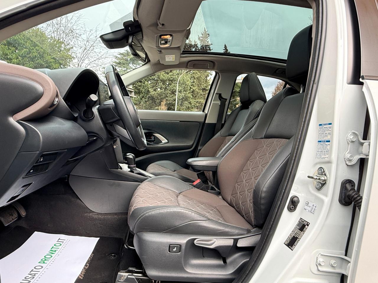 Toyota Yaris Cross 1.5 FULL Hybrid Lounge AWD