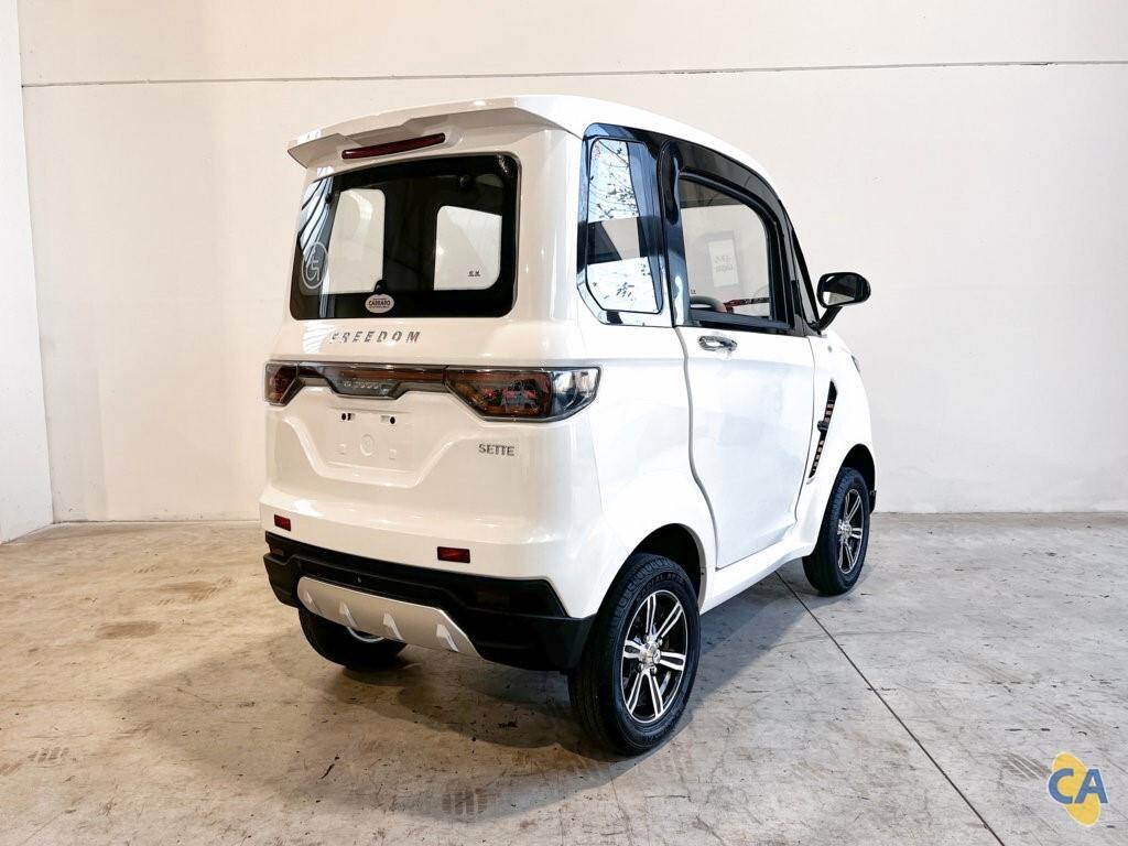 FREEDOM SETTE - Minicar Senza Patente