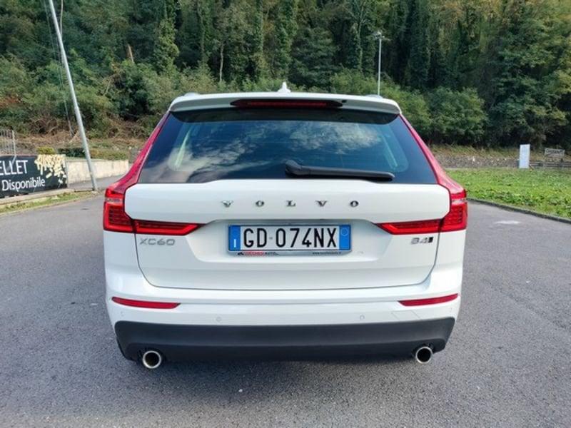 Volvo XC60 XC60 B4 (d) AWD Geartronic Momentum Pro
