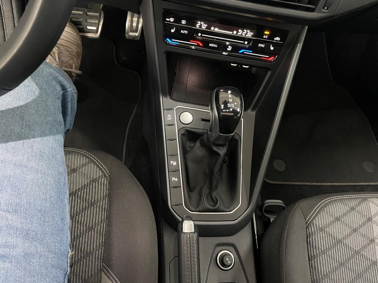 Volkswagen Taigo 1.5 TSI ACT 150 CV DSG R-Line Black