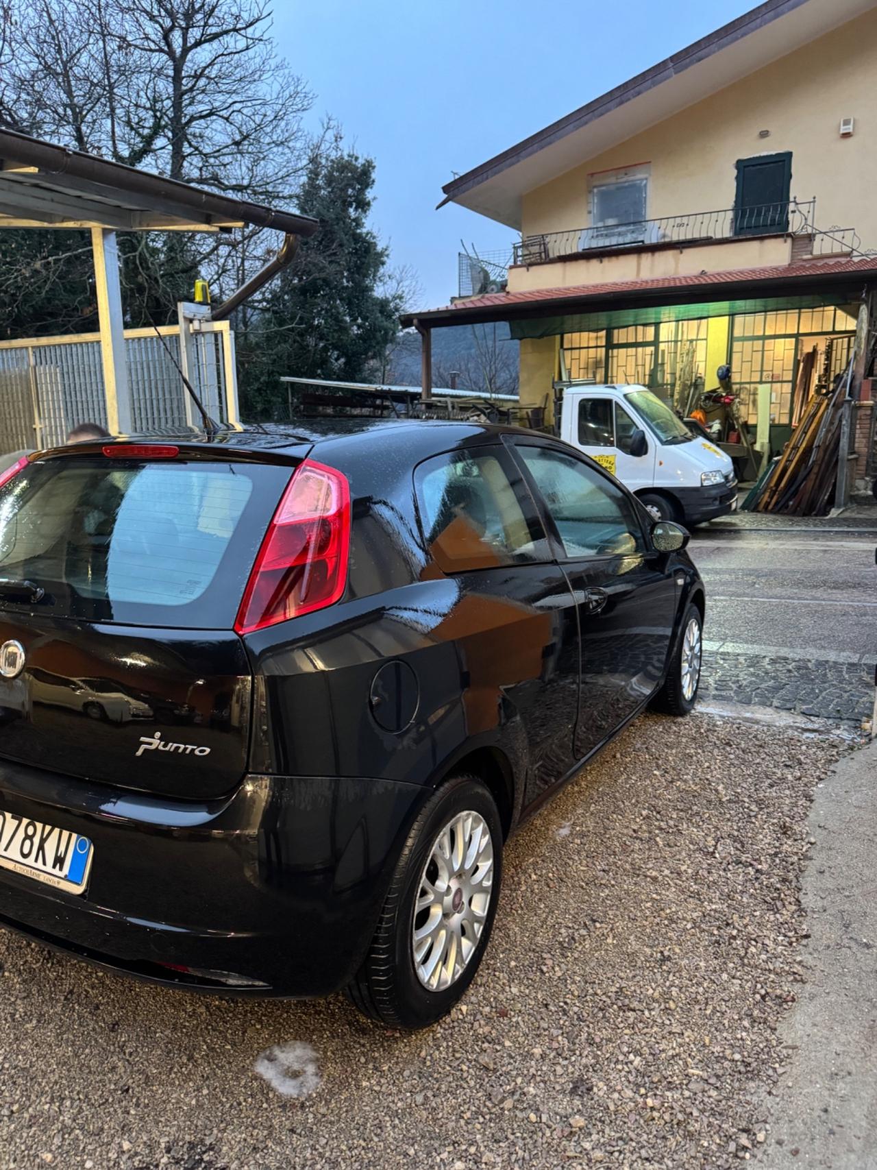 Fiat Grande Punto Grande Punto 1.3 MJT 75 CV 3 porte Active