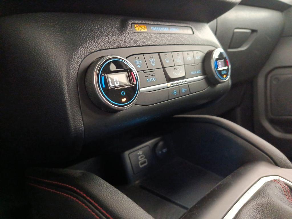 FORD Kuga 3ª serie - Kuga 1.5 EcoBlue 120 CV 2WD ST-Line