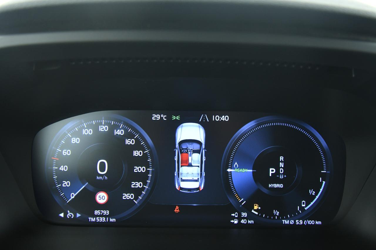 VOLVO XC40 1.5 t4 phev R-design auto my21 NEOPATENTATI+CAMERA