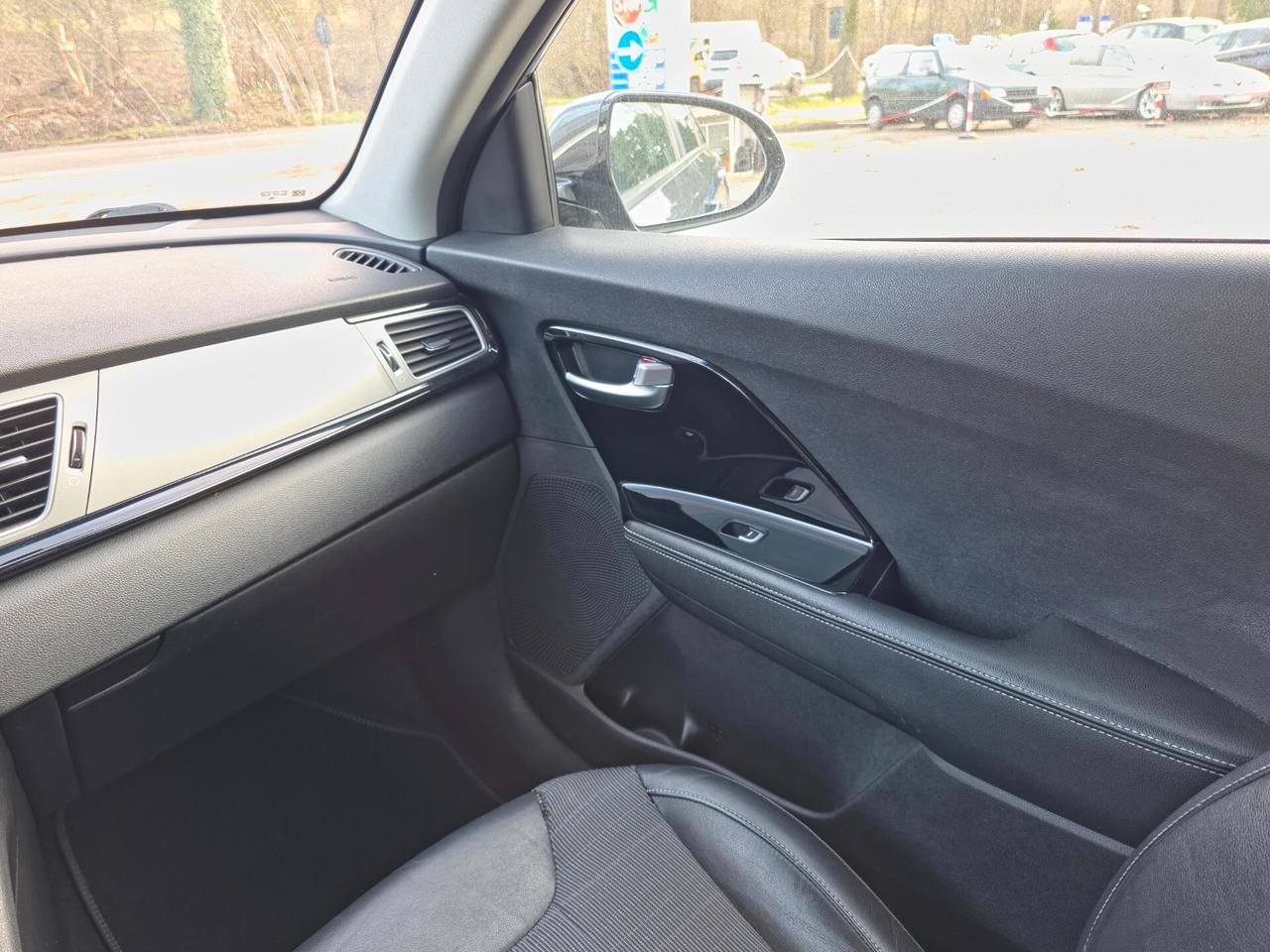 Kia Niro 1.6 GDi DCT Ibrido HEV Style 2018-E6B Automatico NEO