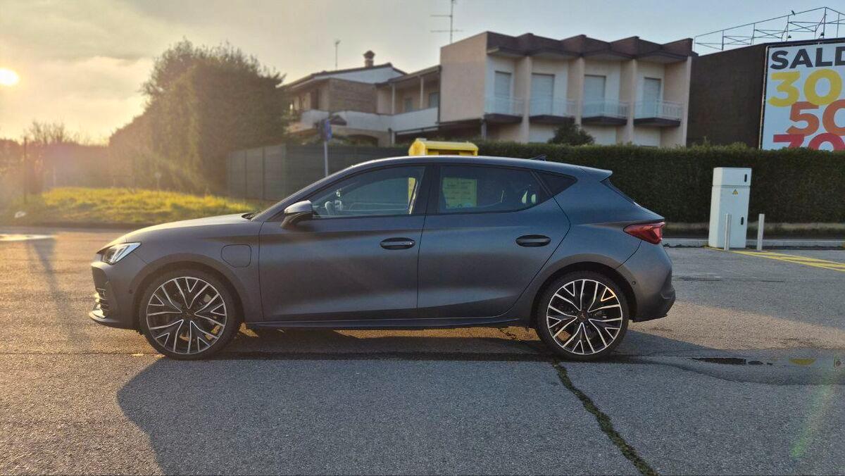 Cupra Leon 1.4 e-hybrid VZ 245cv dsg