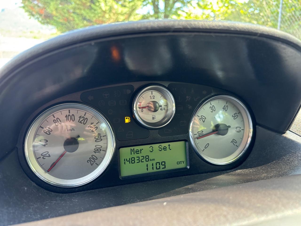 Lancia Ypsilon 1.4 16V Platino NEOPATENTATI