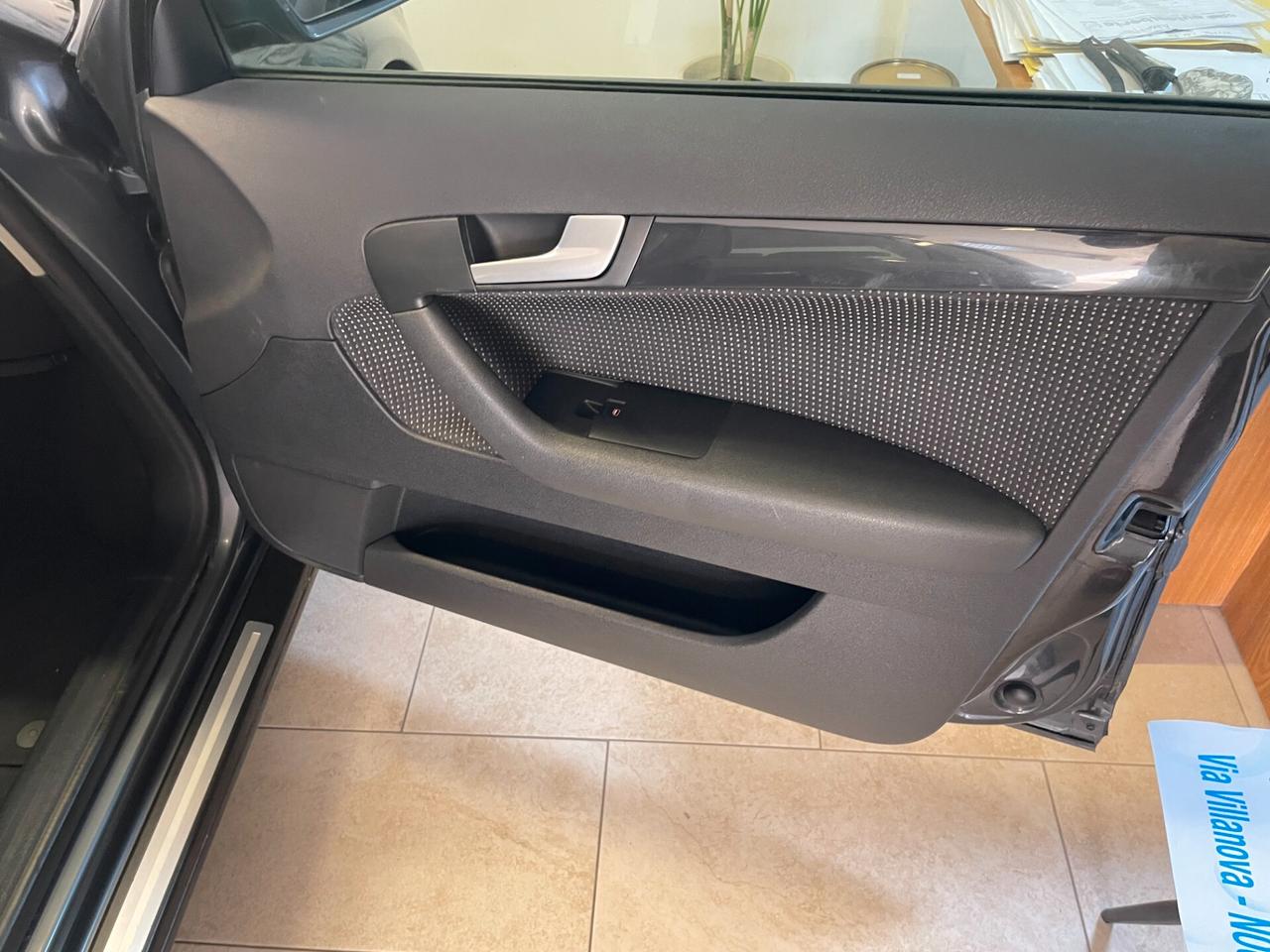 Audi A3 SPB 2.0 140 CV TDI Ambition FULL TAGLIANDATA NEOPATENTATI