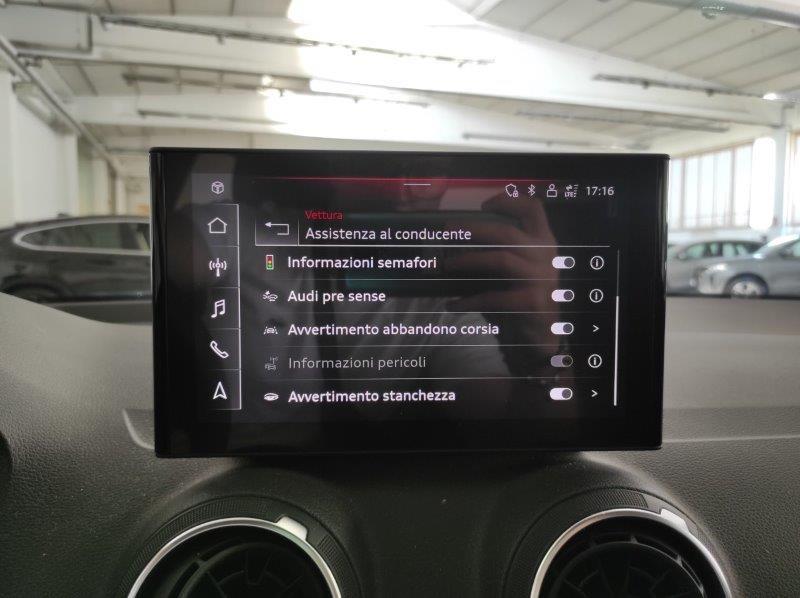 AUDI Q2 - Q2 35 TDI S tronic Business Advanced