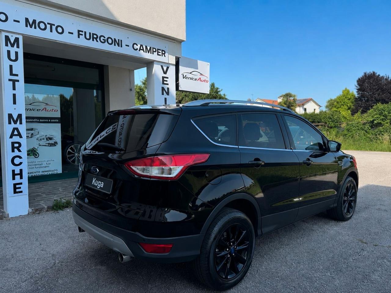 Ford Kuga 2.0 TDCI 150 CV S&S 4WD Powershift Titanium