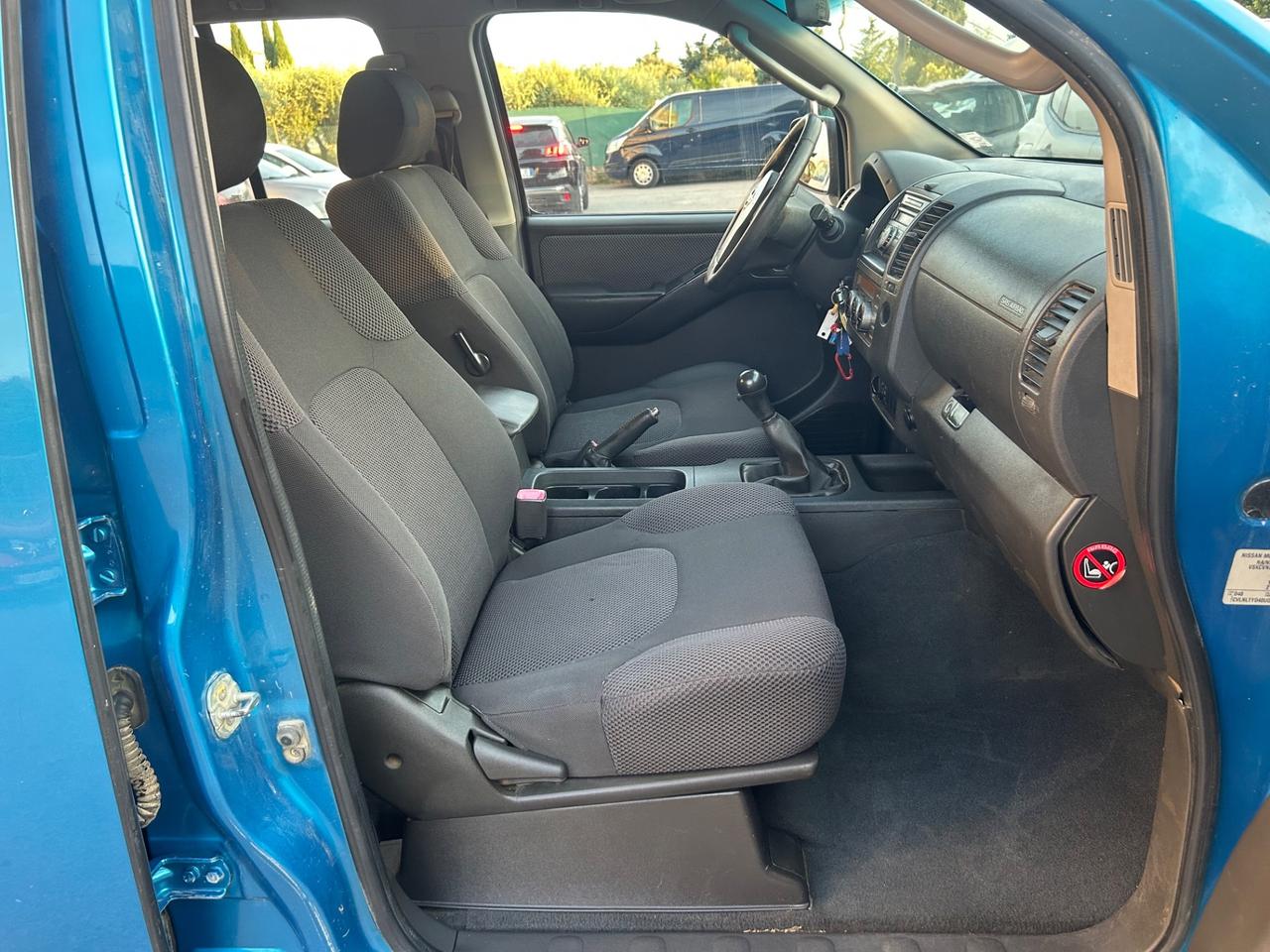 Nissan Navara 2.5 dCi 4 porte Doppia Cabina 4X4