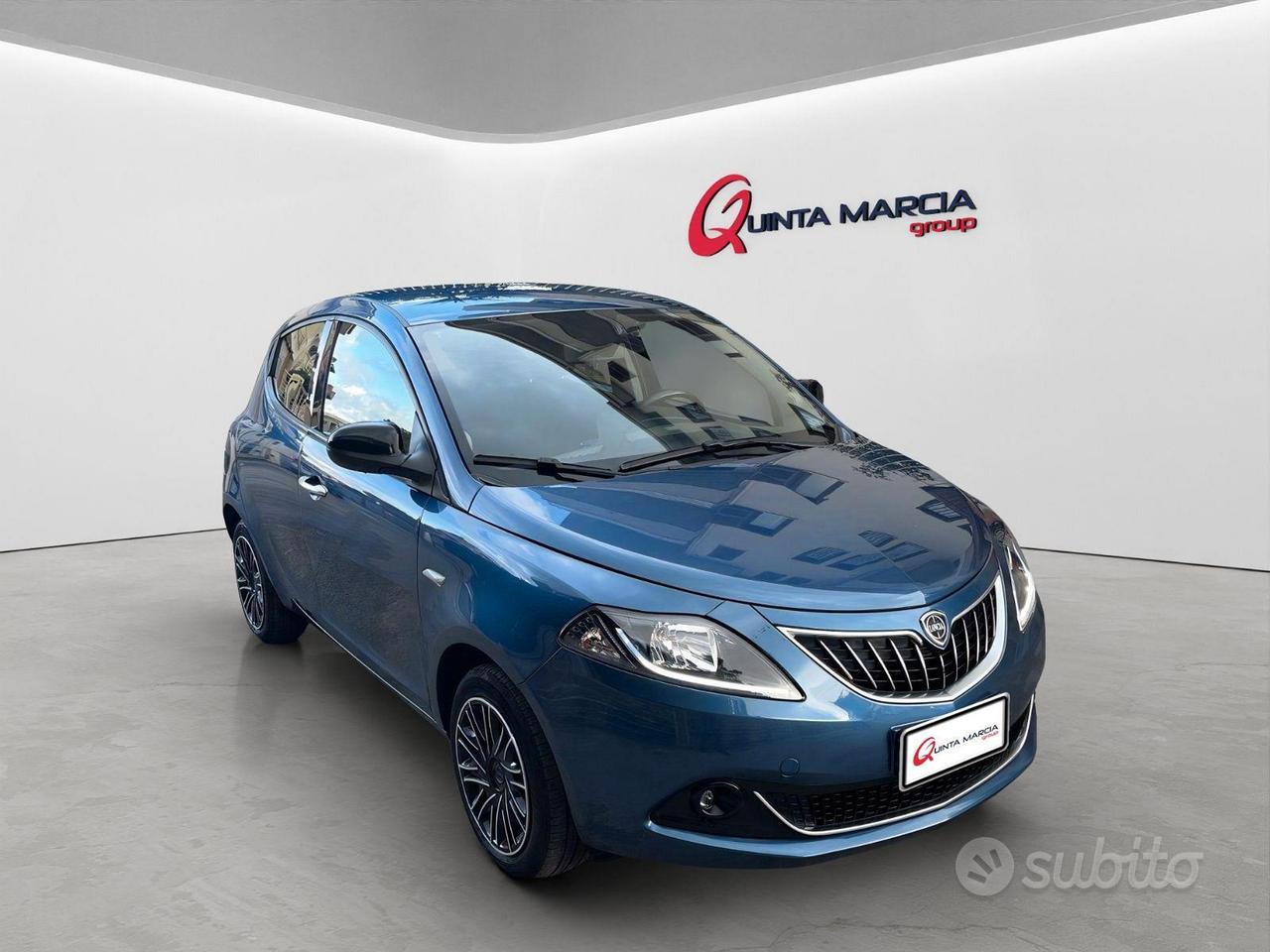 Lancia Ypsilon 1.0 FIREFLY HYBRID - UCONNECT TOUCH