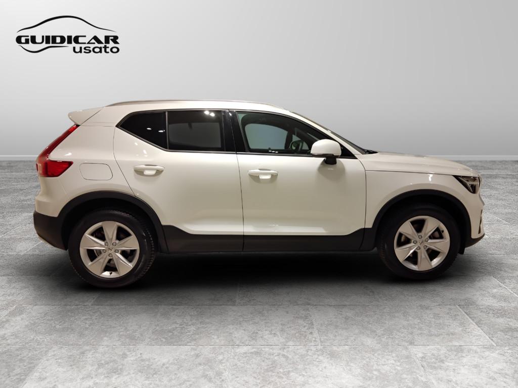 VOLVO XC40 2023 - XC40 2.0 b3 Core auto