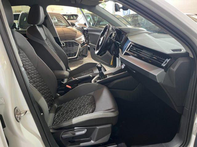 AUDI A1 SPB 25 TFSI S line edition "17 Sline /CarPlay/Park