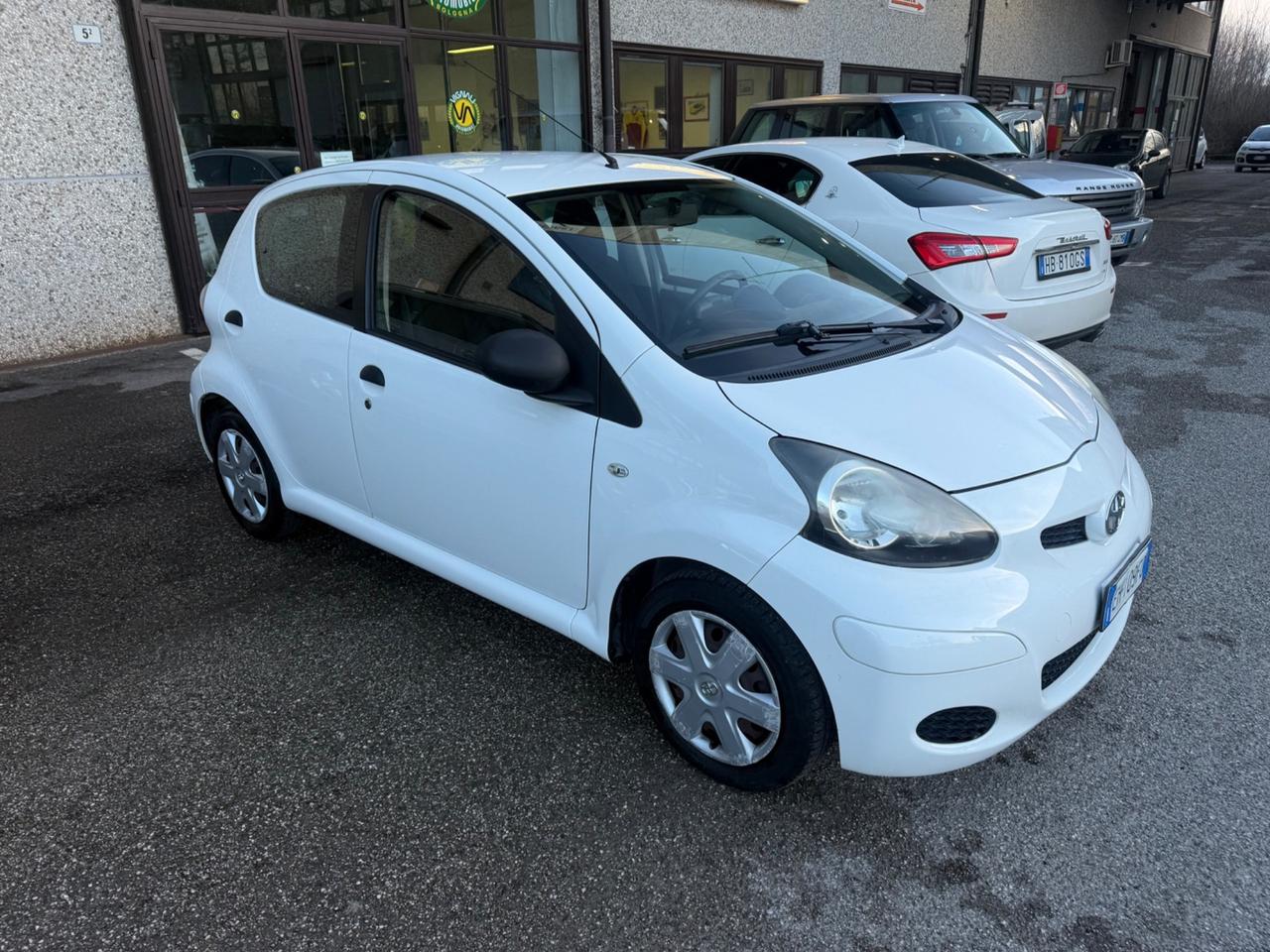 Toyota Aygo 1.0 12V VVT-i 5 porte Deep Ocean Connect