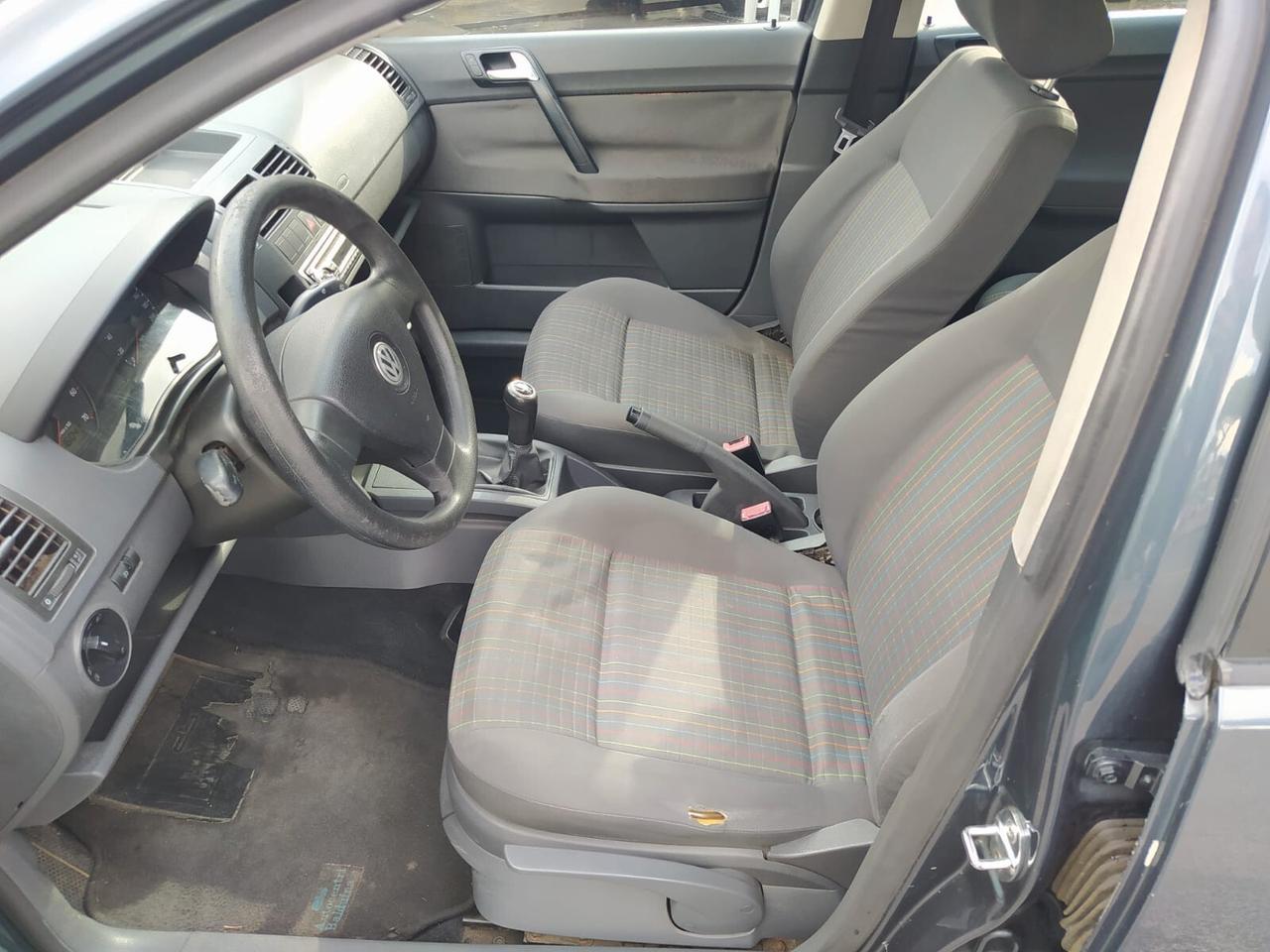 Volkswagen Polo 1.2/60CV 5p. Trendline