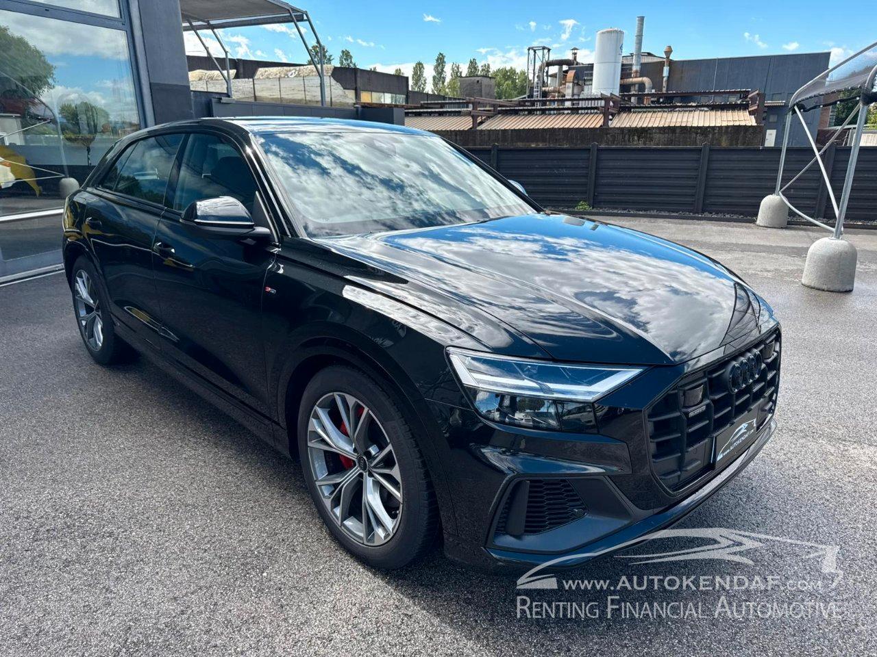 Audi Q8 55 3.0 tfsi e Sport quattro tiptronic