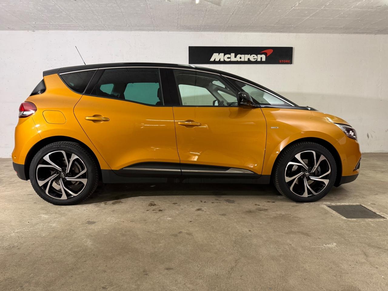 Renault Scénic dCi 110 CV EDC Bose