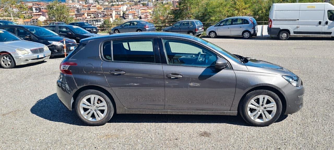 Peugeot 308 5P BlueHDi 120 -2017 - Full