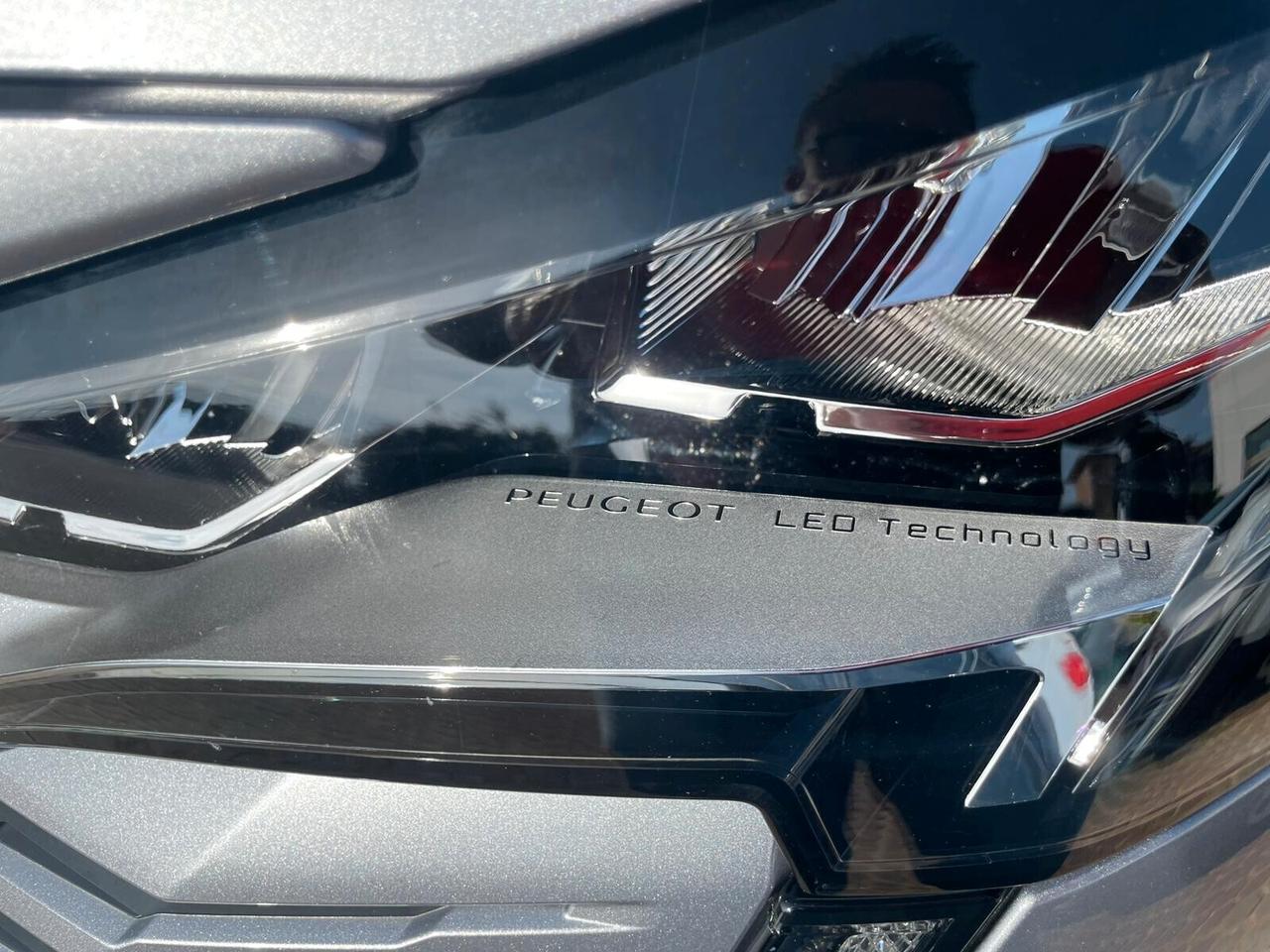 Peugeot 3008 BlueHDi 130 S&S EAT8 Allure