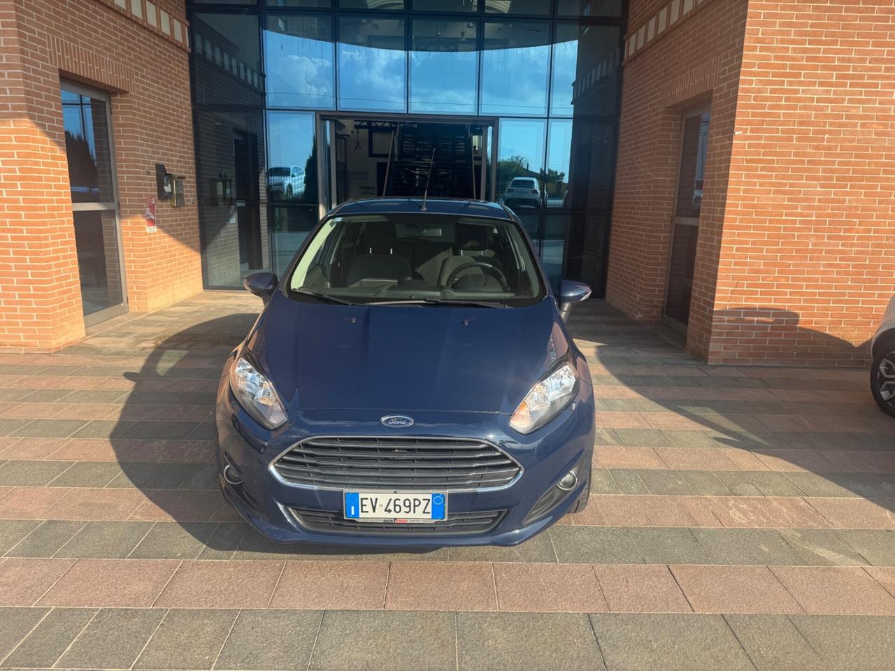 Ford Fiesta 1.2 60CV 5 porte Titanium