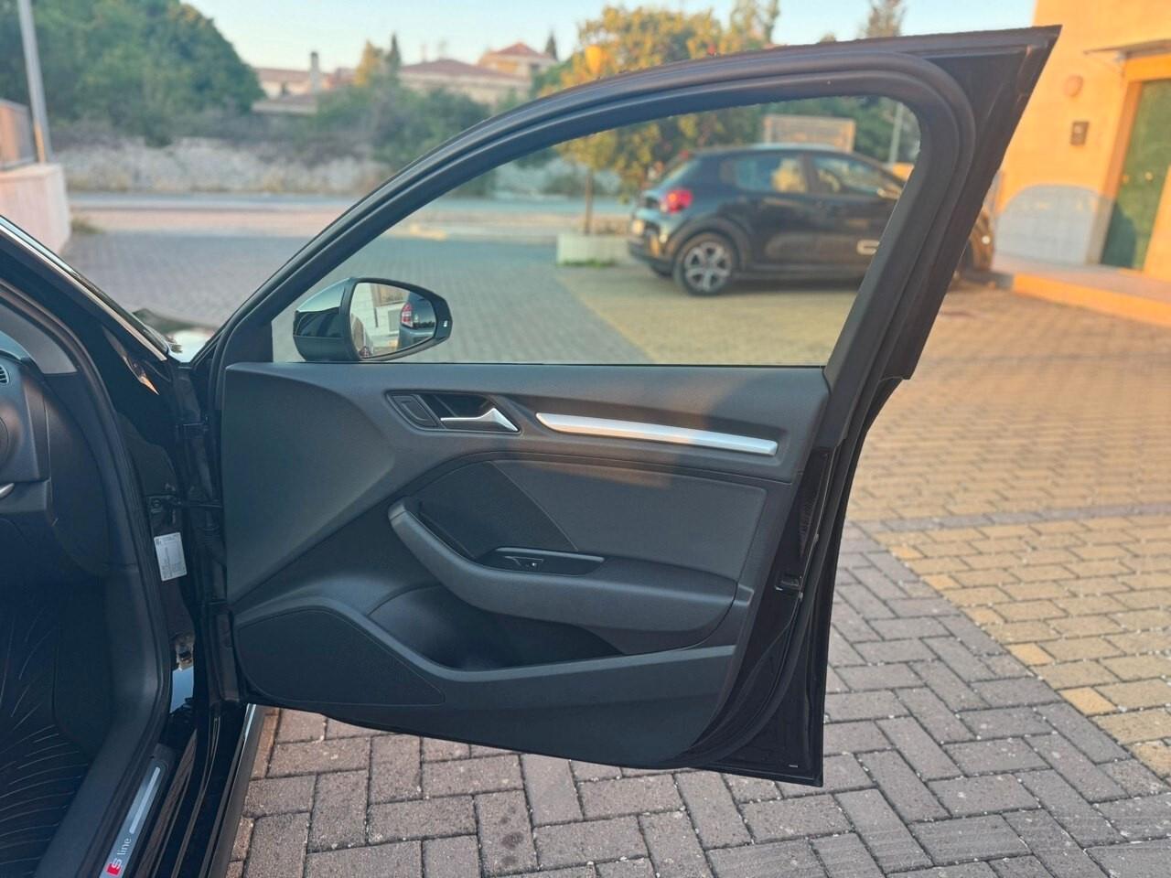 Audi A3 SPB 1.6 TDI 110 cv, S LINE, FULL