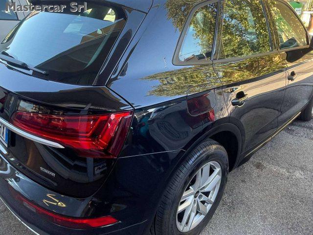 AUDI Q5 Q5 II 2020 40 2.0 tdi mhev 12V Business quattro s-