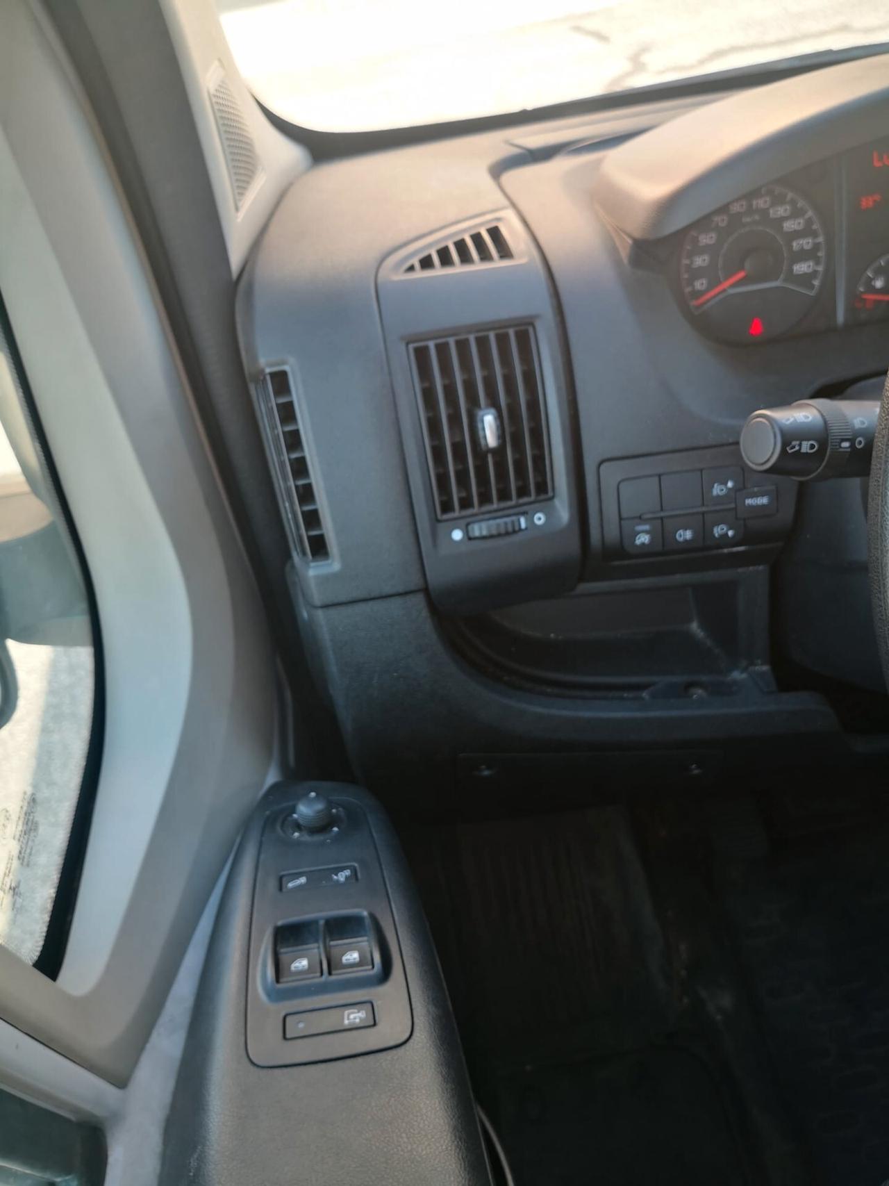Peugeot Boxer 333 2.2 BlueHDi 140CV PC-TN 3posti ***PREZZO più IVA***
