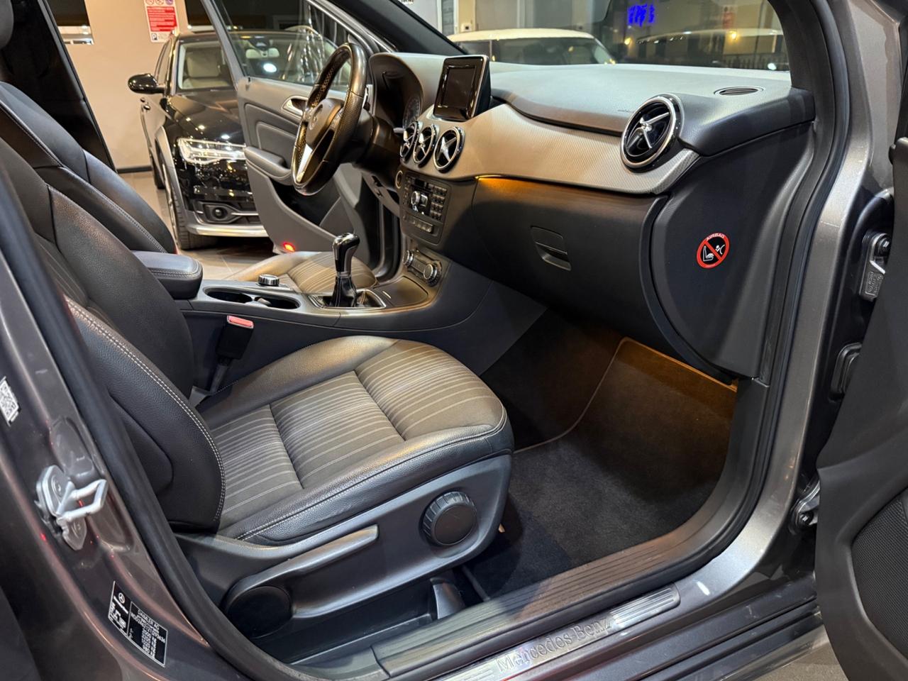 Mercedes-benz B 180 Premium DISTRIBUZIONE FATTA