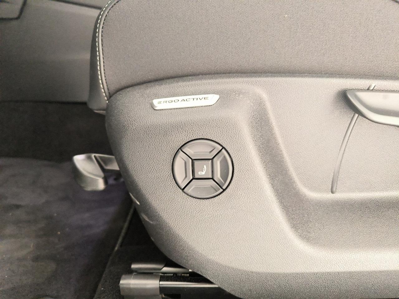 Volkswagen Tiguan 2.0 tdi r-line plus 150cv dsg