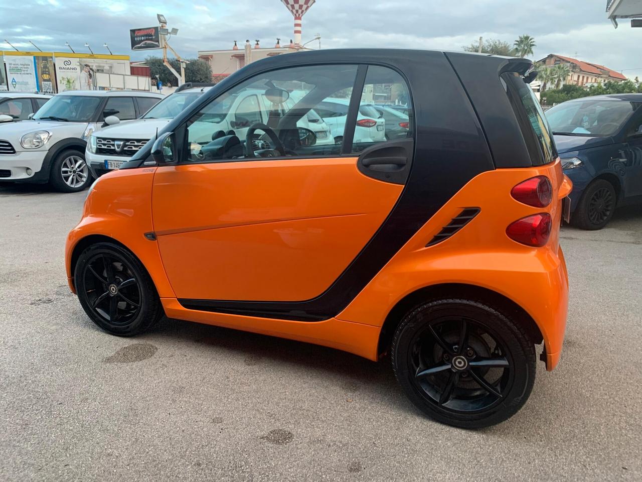 Smart ForTwo 1000 52 kW MHD coupé pure