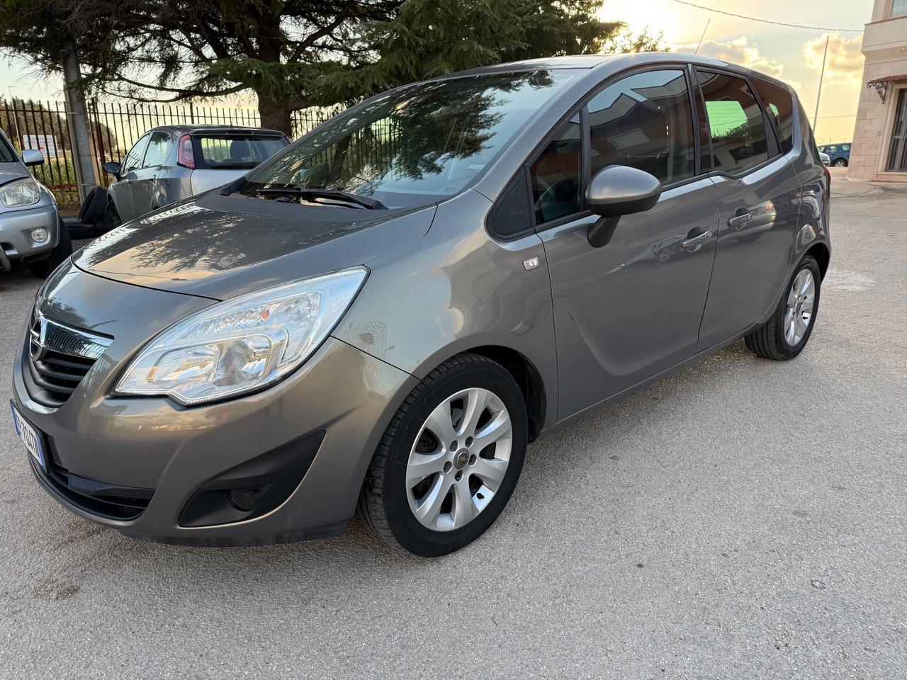 Opel Meriva 1.3 CDTI 95CV ecoFLEX Cosmo