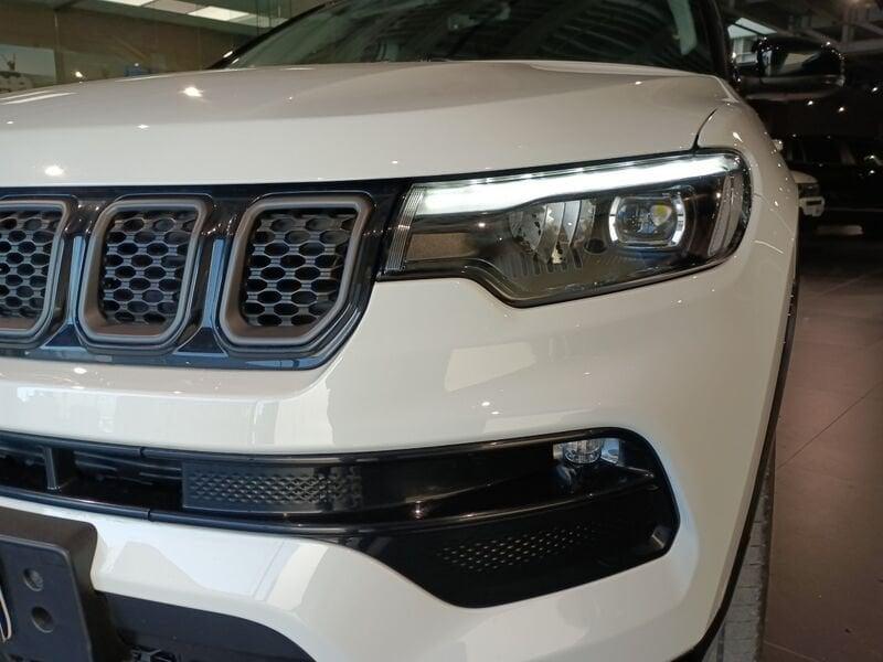 Jeep Compass e-Hybrid 1.5 Turbo MHEV T4 96kW Summit DDCT