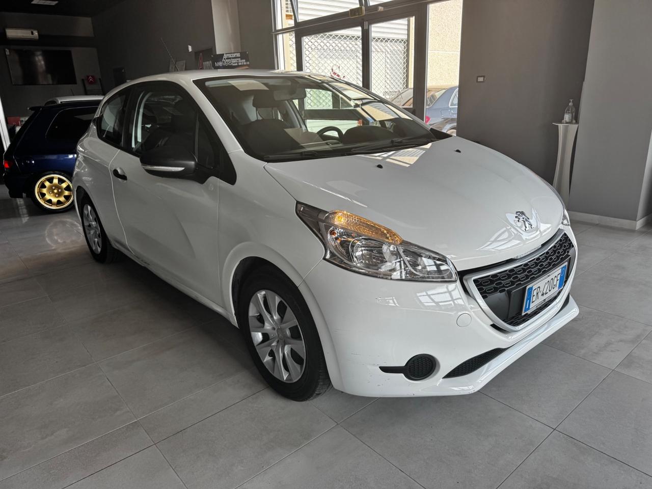 PEUGEOT 208 1.0 BENZINA 68.000KM