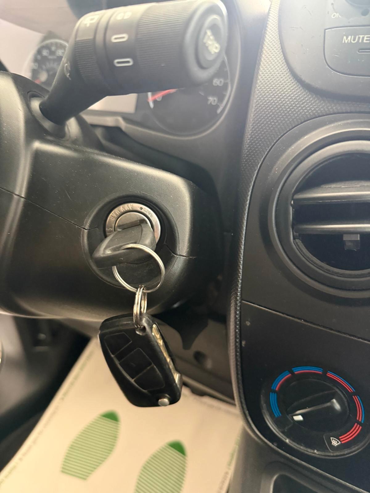 Fiat Qubo 1.3 MJT 75 CV Trekking
