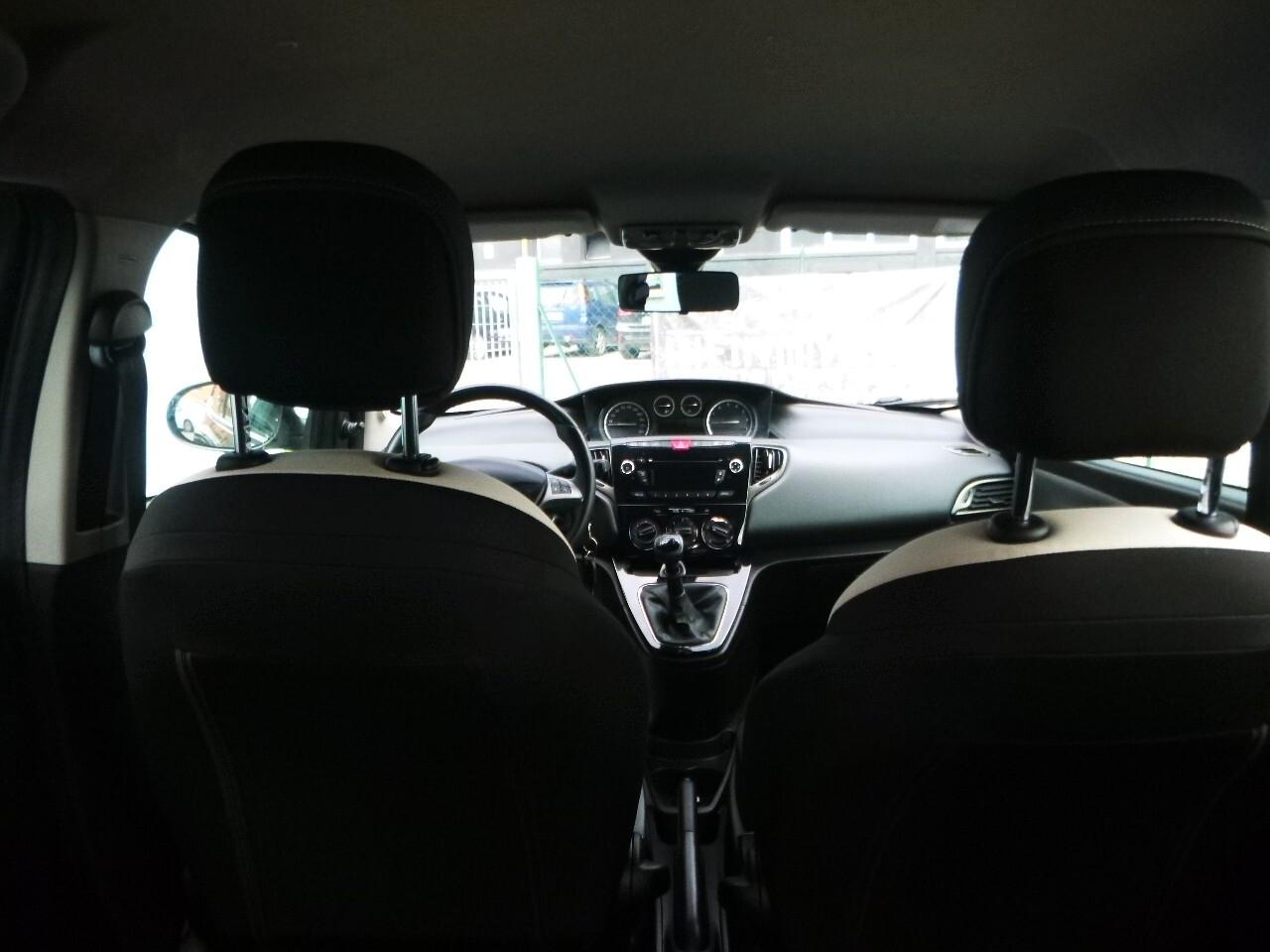 Lancia Ypsilon 1.2 69 CV 5 porte S&S Elefantino