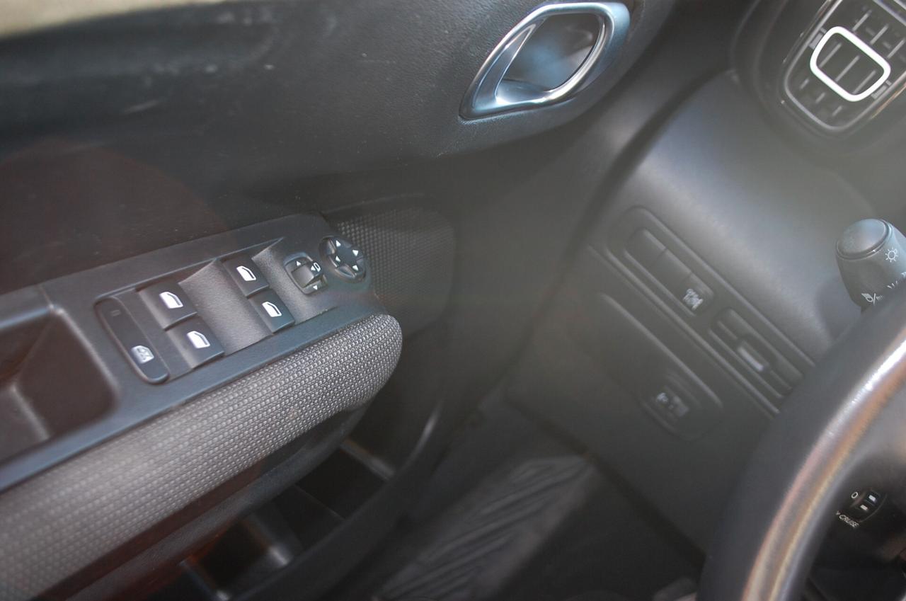 Citroen C3 Aircross 1.2 puretech 131CV Shine Pack S&S Uff Italy Navi