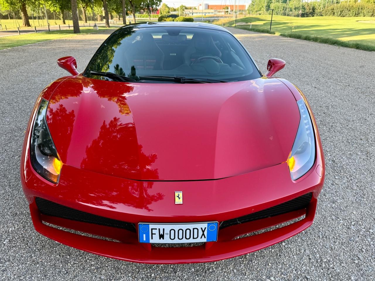 Ferrari 488 GTB + iva 22% - ha 10.900 km ! PREZZO TOP ITALIA -