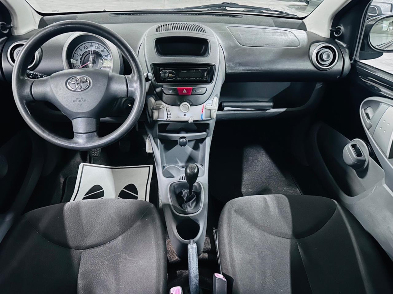 Toyota Aygo 1.0 12V VVT-i 5 porte