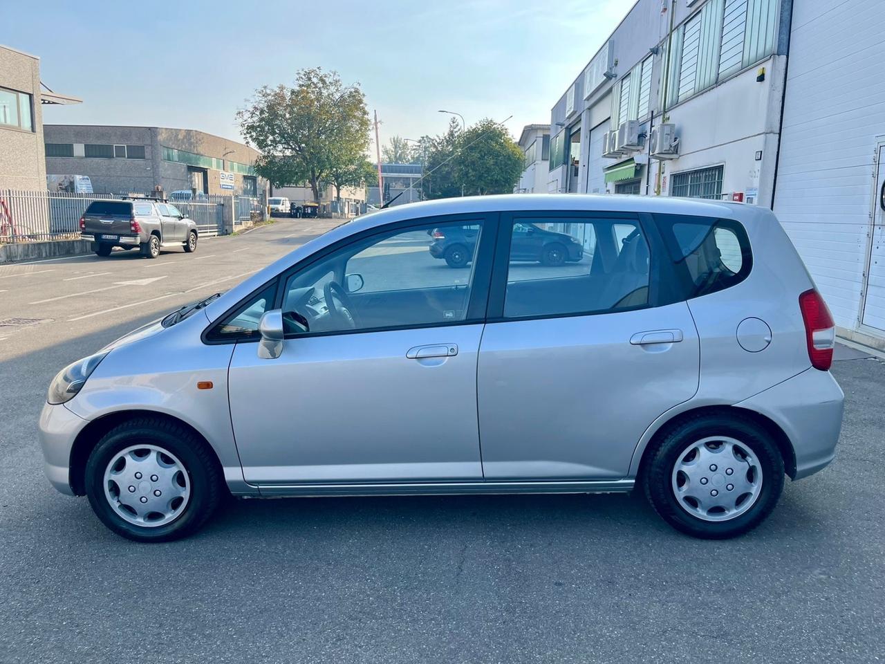 Honda Jazz 1.2benz 2002 86.000km perfetta per neopatentati
