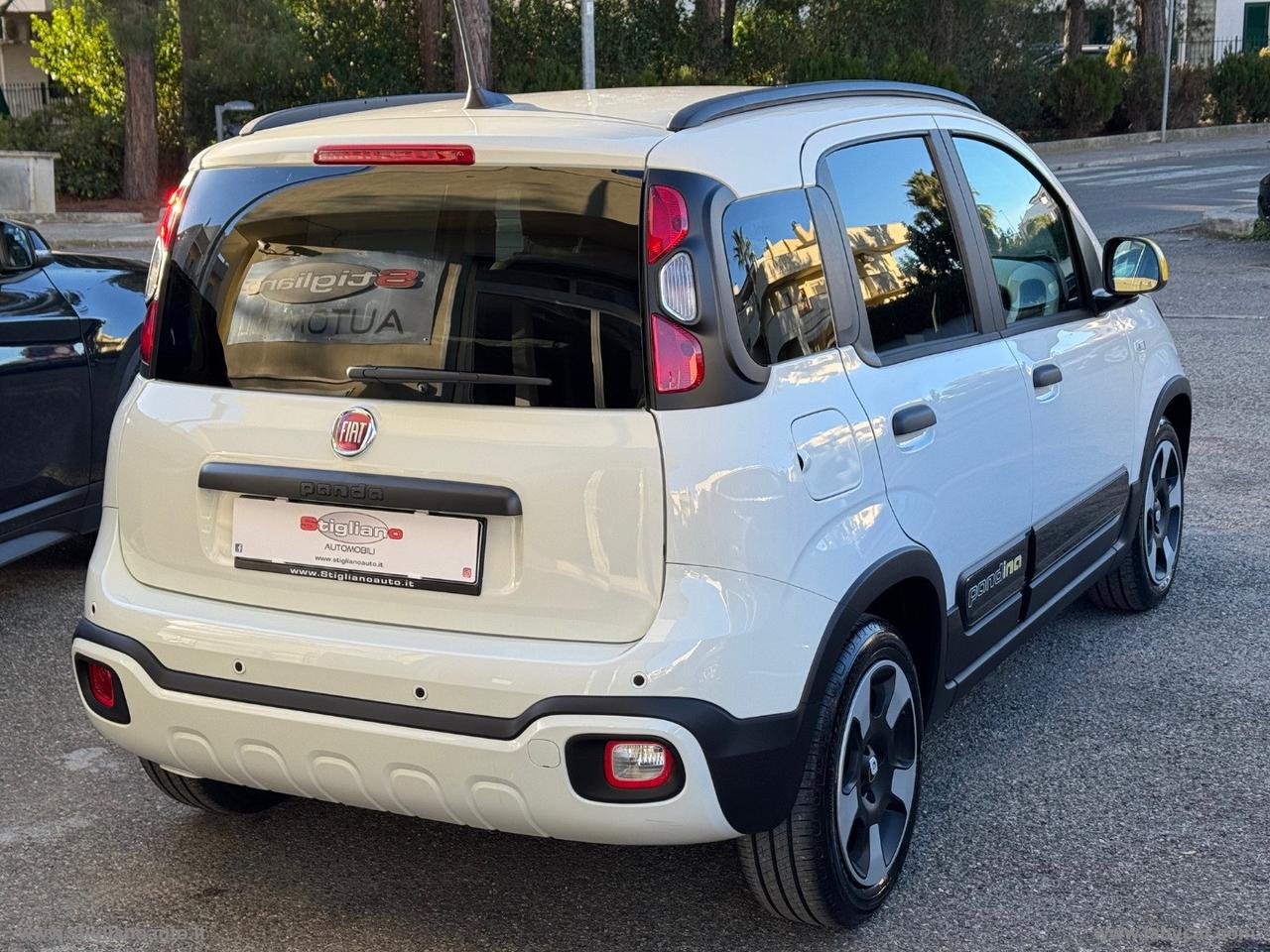 FIAT Panda 1.0 FireFly S&S Hybrid PANDINA KM0