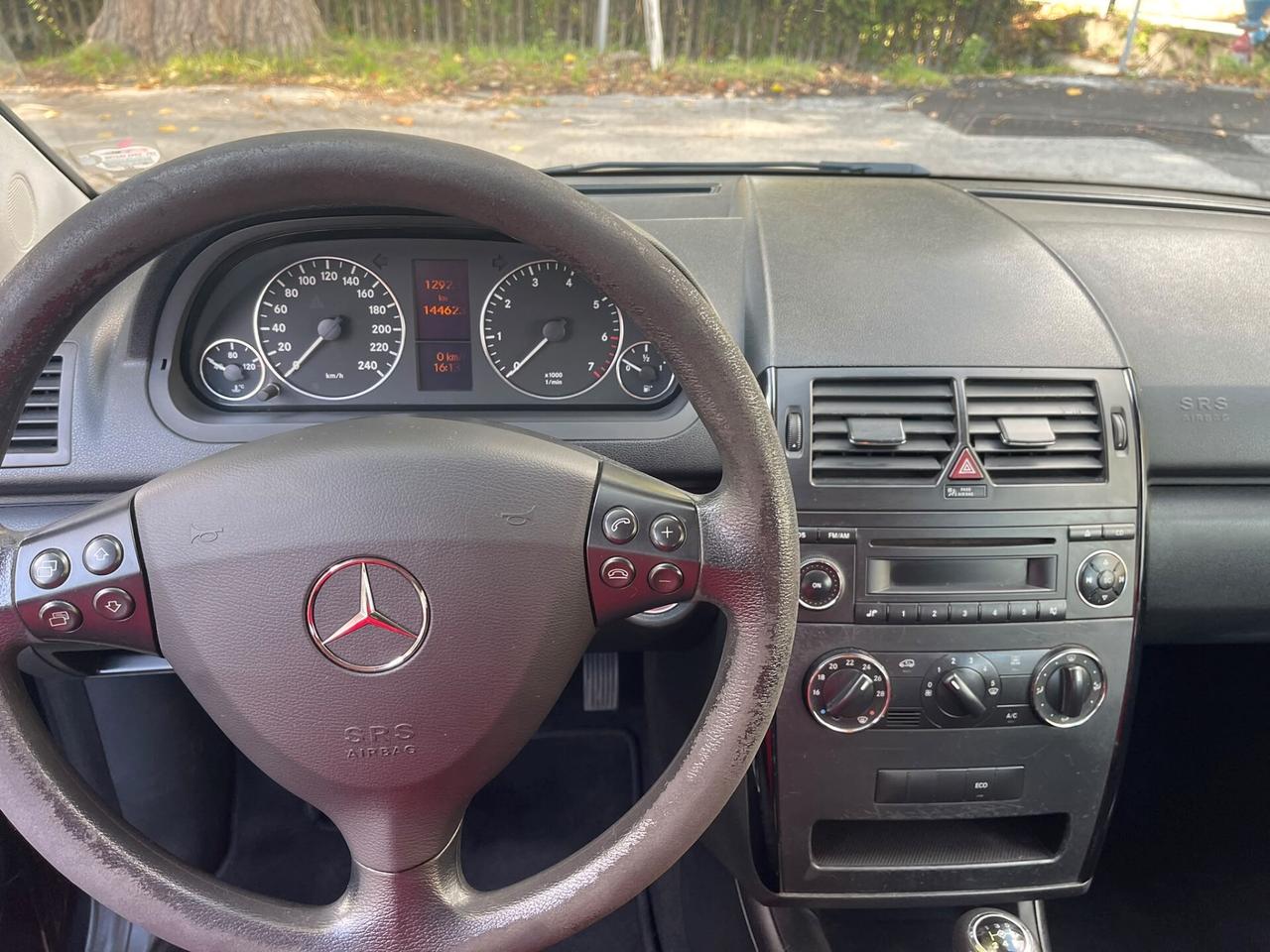 Mercedes-benz A 160 BlueEFFICIENCY Special Edition
