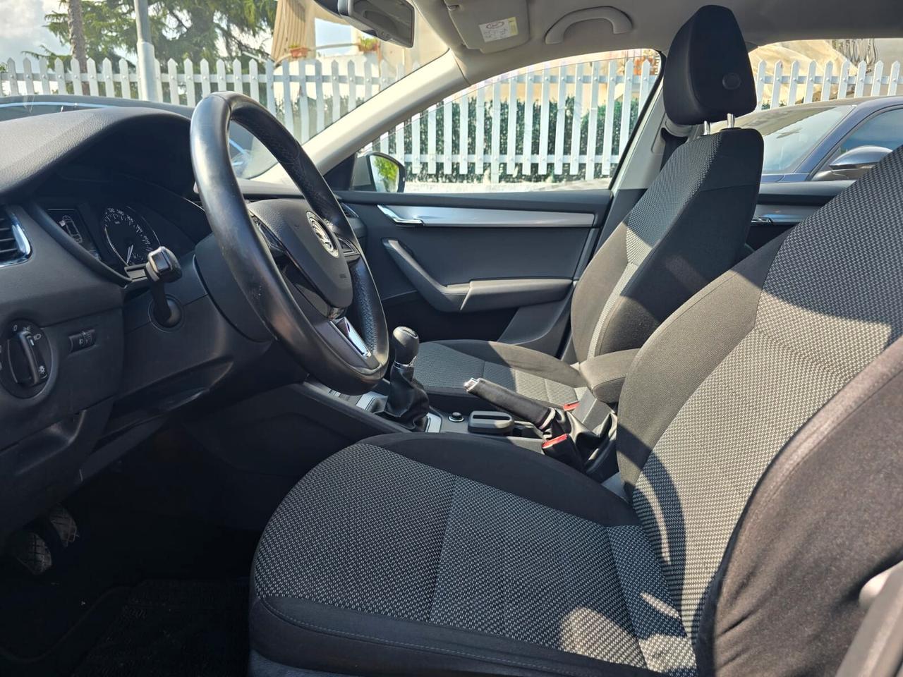 Skoda Octavia 1.4 TSI Executive G-Tec 110CV