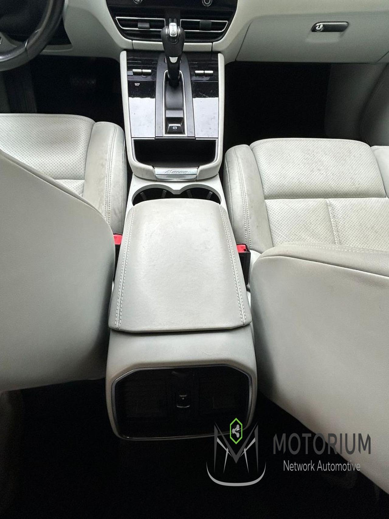 Porsche Macan MACAN 2.0 TURBO BENZINA 265CV