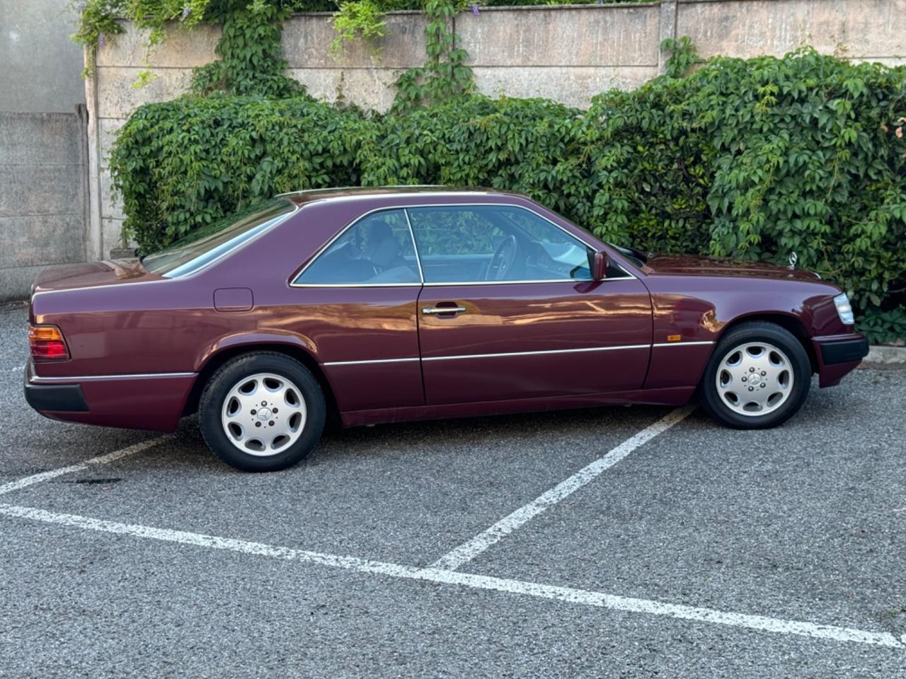 Mercedes-benz CE 200 W124