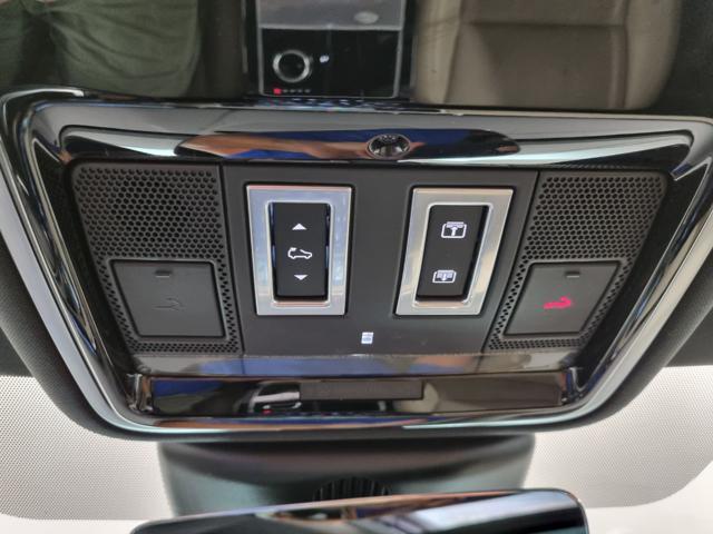 LAND ROVER Range Rover Velar 2.0D I4 240 CV R-Dynamic