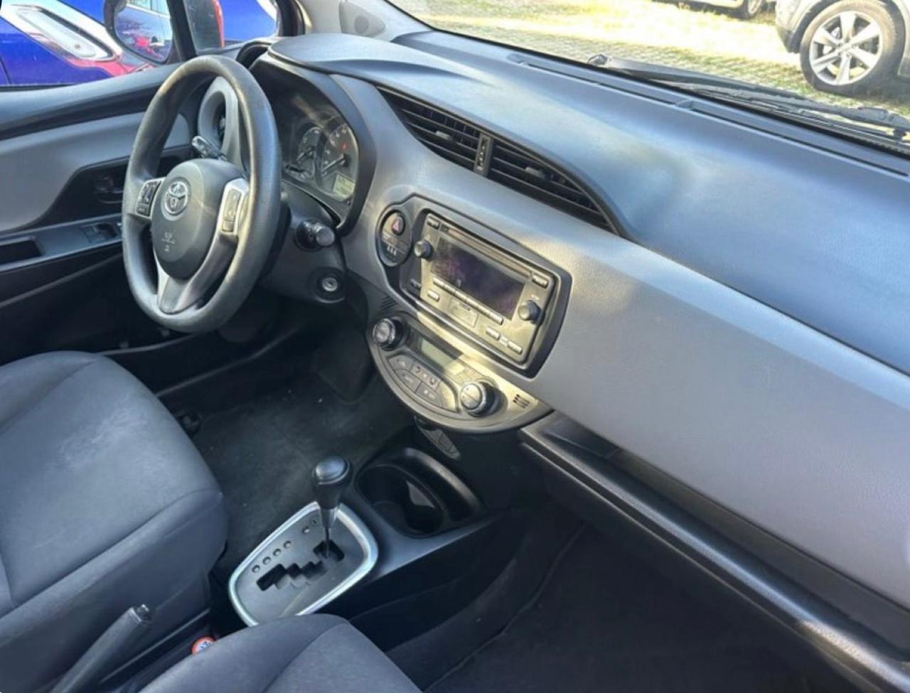 Toyota Yaris Benzina Ibrida Neopatentati 2018