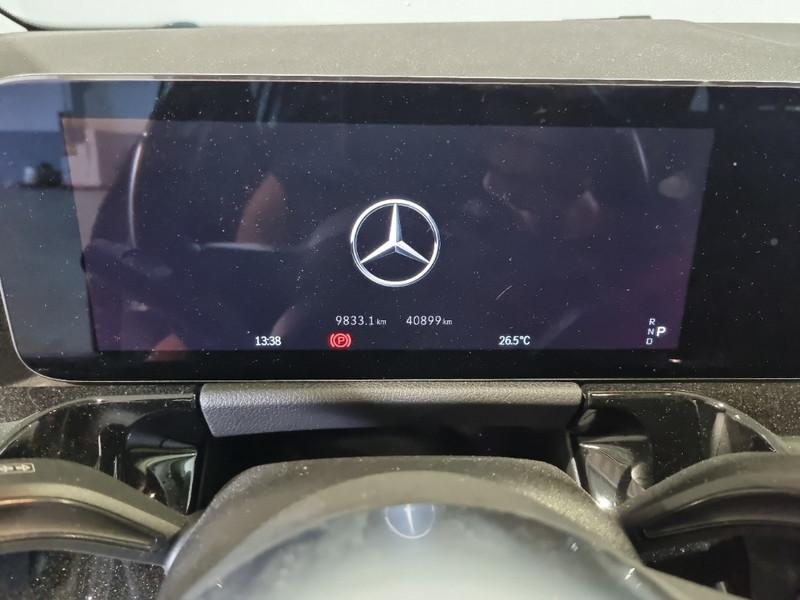MERCEDES-BENZ GLA 200 D AUTO PROG ADVANCED CROSSOVER