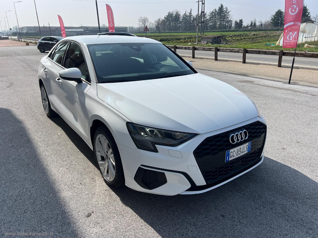 AUDI A3 Sedan 30 TFSI Business SOLO KM.53000