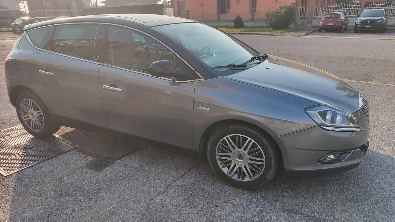 Lancia Delta 1.4 T-Jet 120 CV Oro