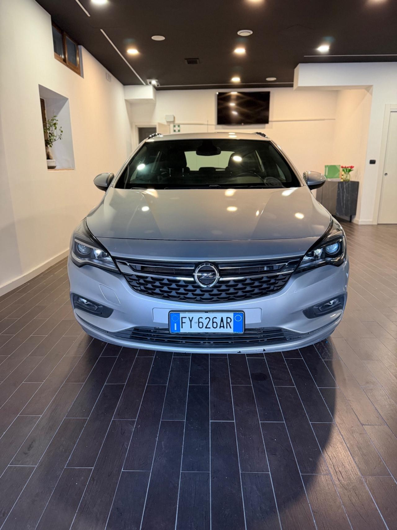 Opel Astra 1.4 Turbo 110CV EcoM Sports Tourer Innovation